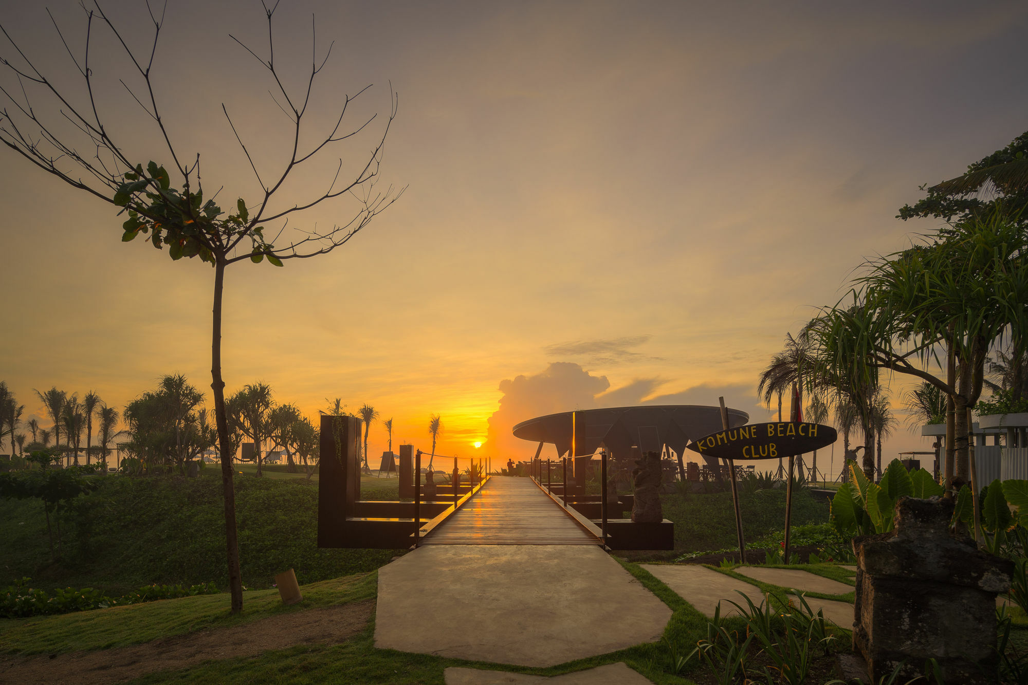 Komune&beach Club Bali 4* Keramas